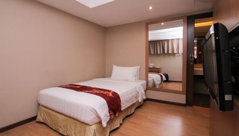 Likas Square Apartment Hotel Kota Kinabalu Exterior photo