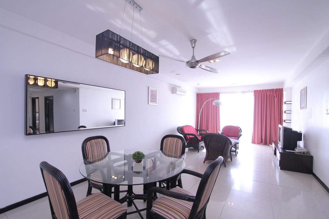 Likas Square Apartment Hotel Kota Kinabalu Exterior photo